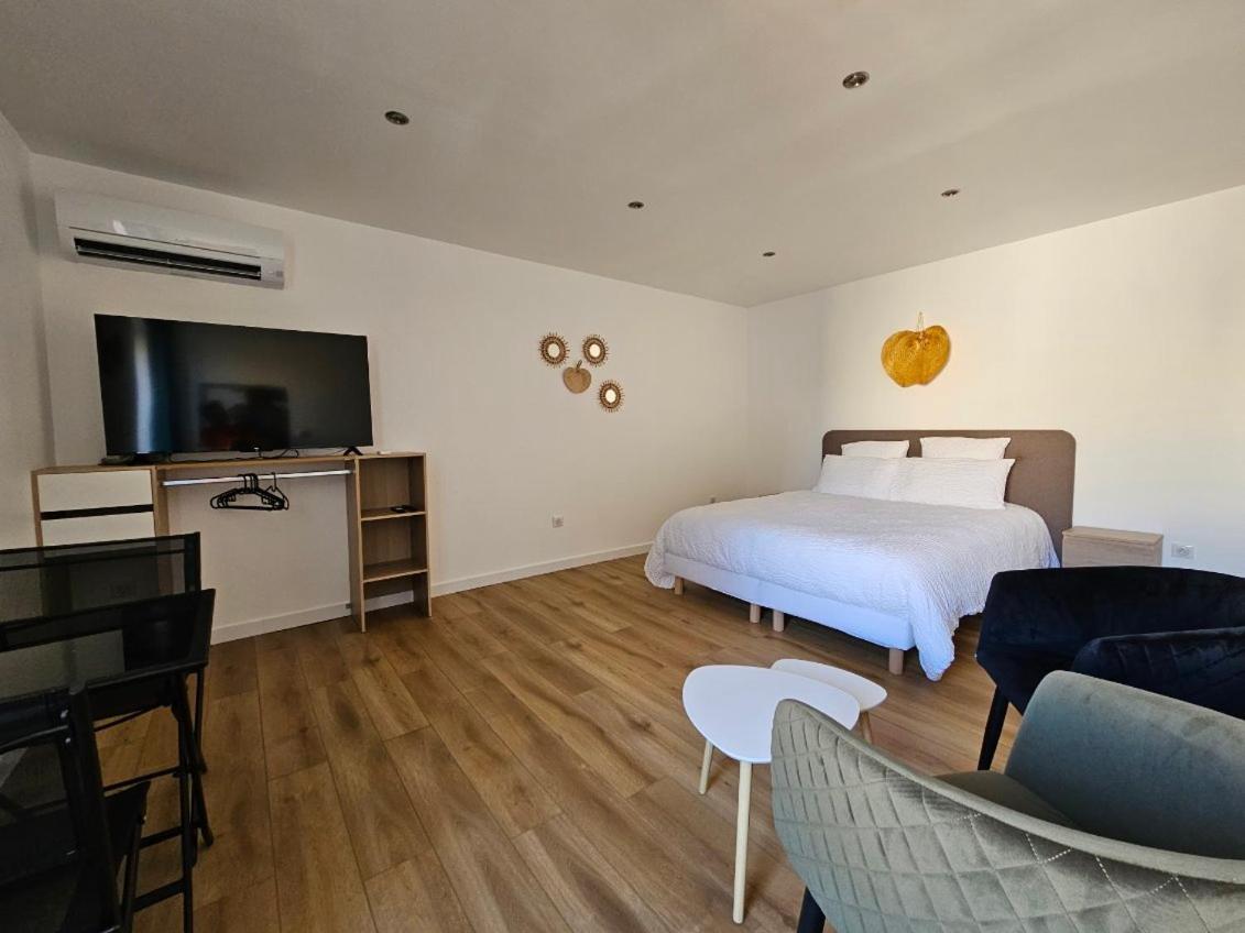 Rue Des Tilleuls Bed & Breakfast Saint-Marcel-les-Sauzet Екстериор снимка
